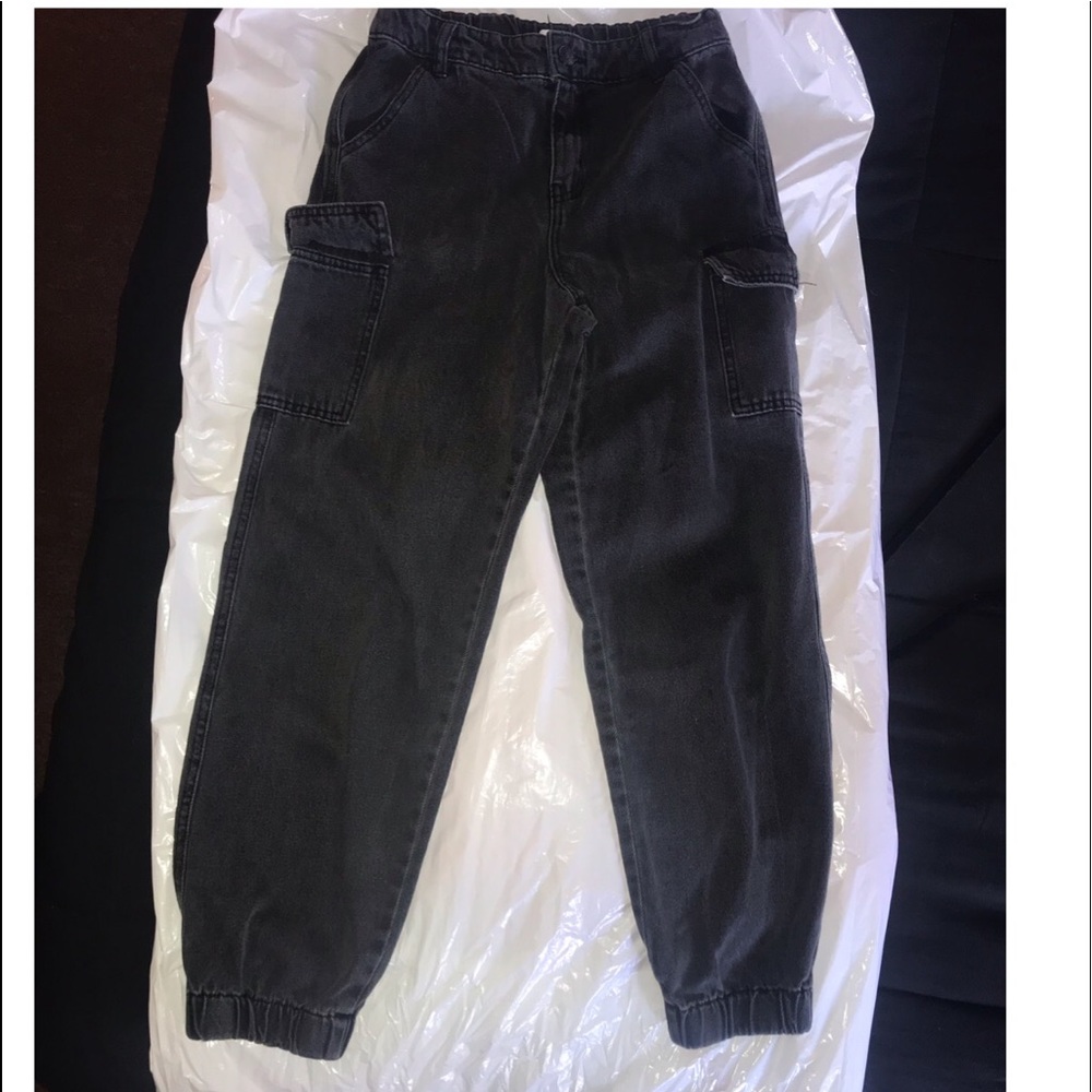 Forever 21 used cargo pants/jeans